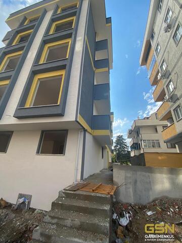 42-ÇAYIROVA YENİMAHALLE MERKEZİ KONUMDA 3+1 OCAK 2025  TESLİM DAİRELER